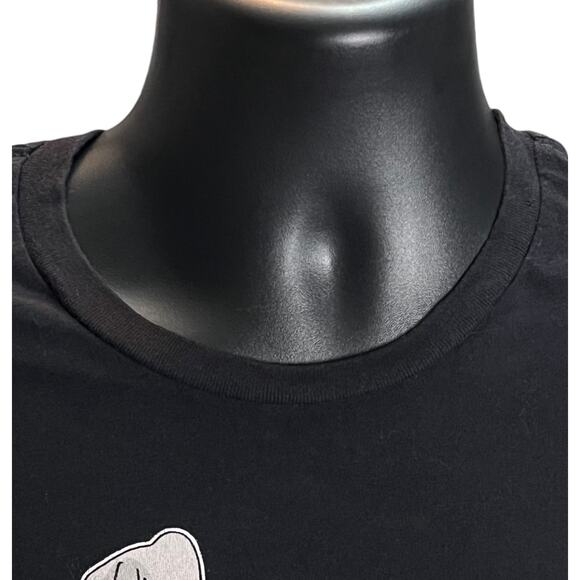 One Punch Man Black Anime T-Shirt - Saitama Flying Punch Circle Over Logo - Picture 4 of 8